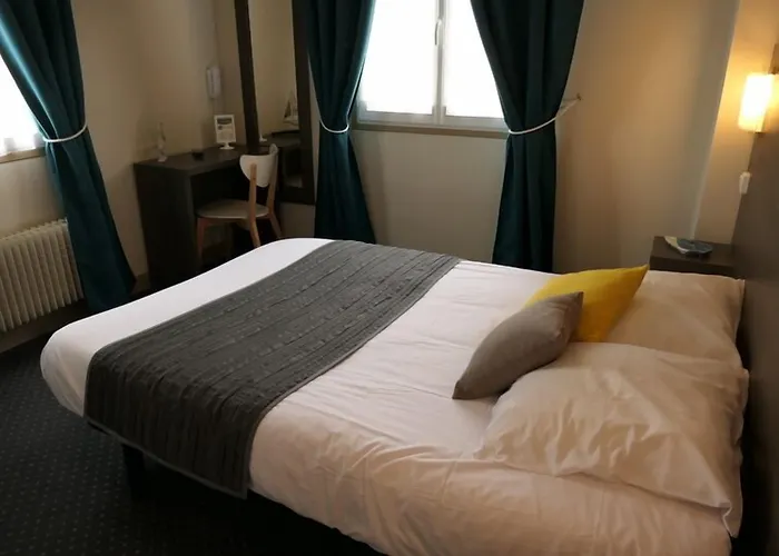 加拿大酒店 2* 滨海埃尔芒维尔