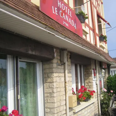 Le Canada Hotel
