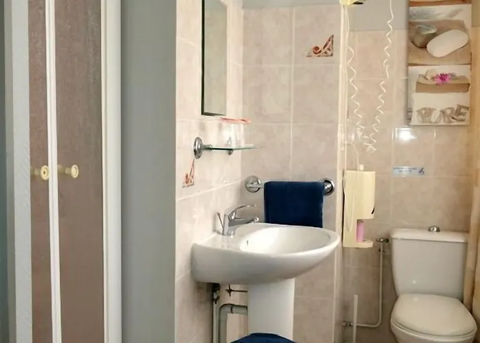 Le Canada Hotell Hermanville-sur-Mer